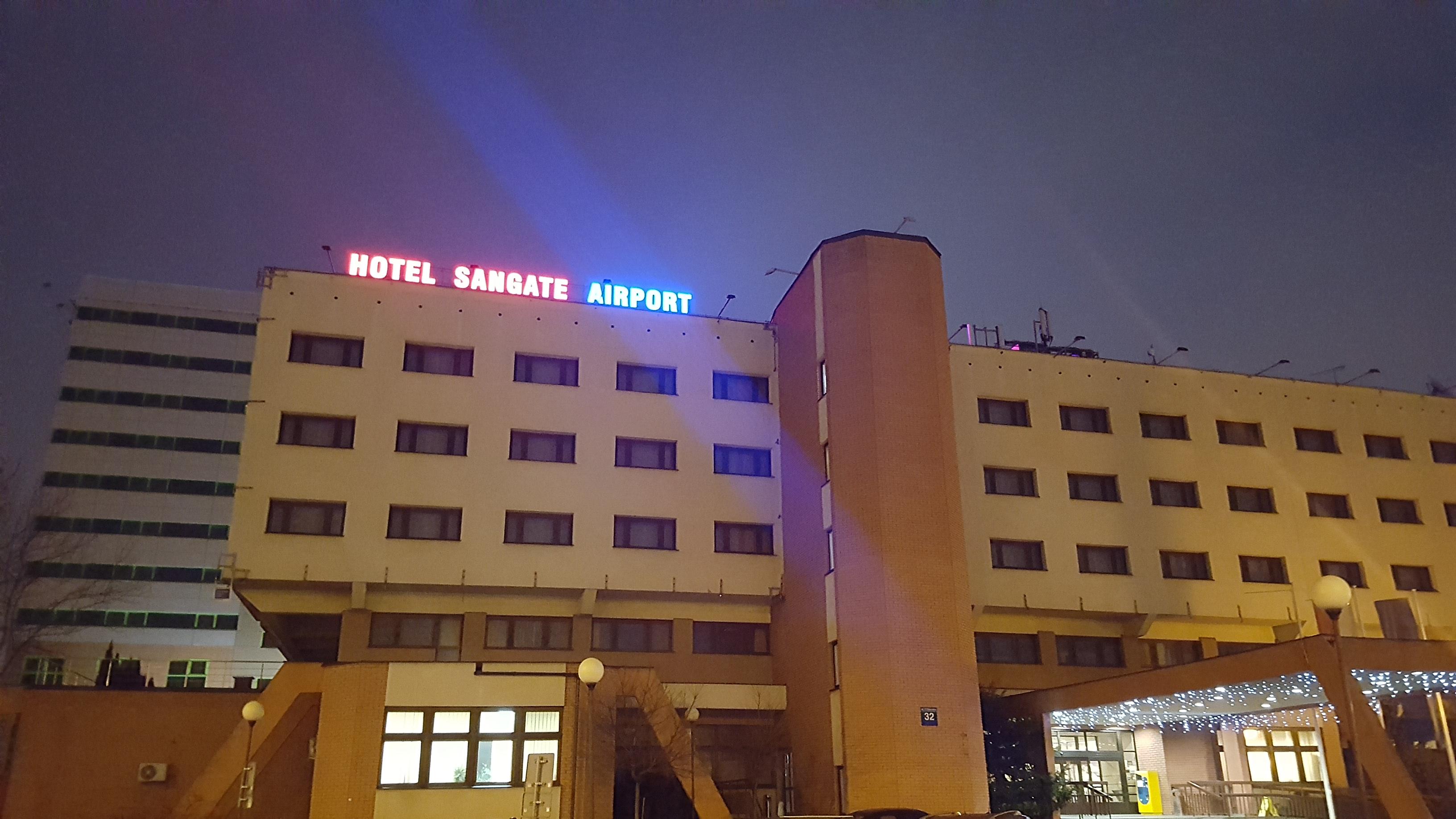 Sangate Hotel Airport Варшава Экстерьер фото